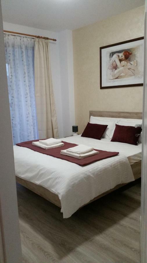Kolonaki Domus Apartment Iasi Eksteriør billede