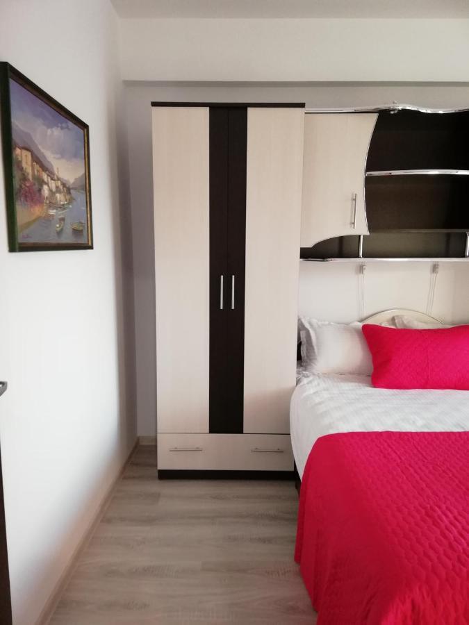 Kolonaki Domus Apartment Iasi Eksteriør billede